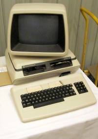 European CBM 8296D the last of the PET/CBM line European CBM 8296D the last of the PET/CBM line